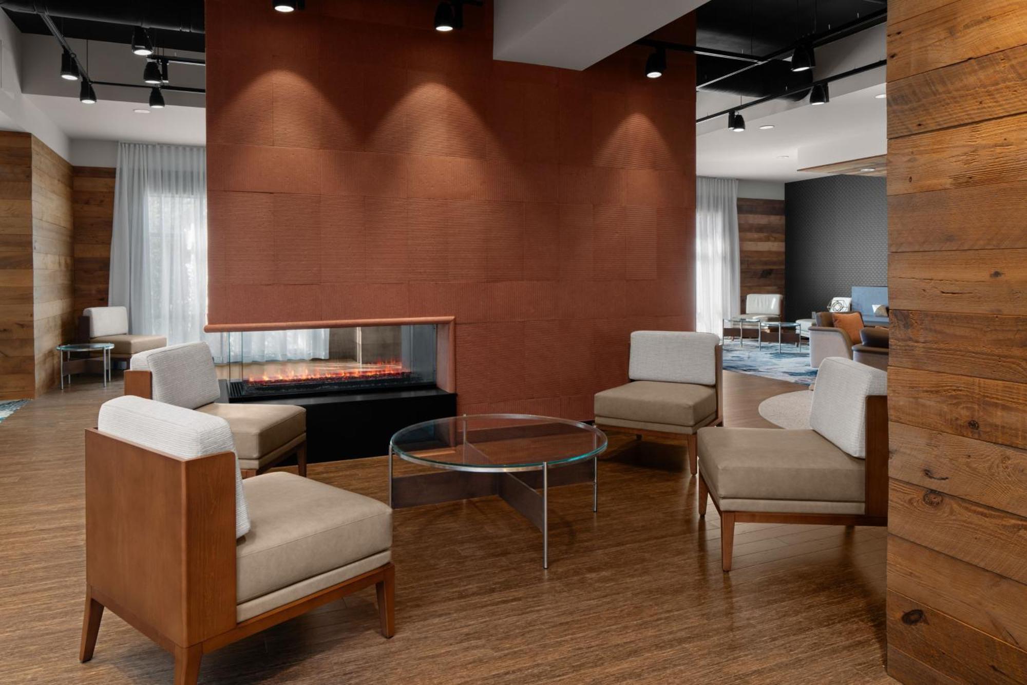 Courtyard By Marriott Charleston Hotel Summerville